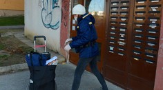 Nečakajte, že vám donesie poštárka doporučenú zásielku alebo dobierku