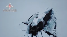 VIDEO: Historický manéver ruského námorníctva. Spod ľadu na Arktíde sa naraz vynorili tri ponorky