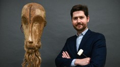 Obchodník s umením vybabral s dôchodcami. Za vzácnu masku im dal pár eur, predal ju za rozprávkovú sumu