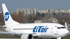 V Petrohrade núdzovo pristál Boeing 737 so 79 osobami na palube