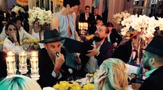 Leonardo DiCaprio vydražil kabelku pre mamu. Z tej sumy sa vám zakrúti hlava