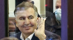Väznený gruzínsky exprezident Saakašvili vyhlásil ďalšiu hladovku