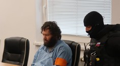 Sériový vrah spod Tatier tvrdí, že sa do neho prevtelil vlkolak. V jeho živote je však viac bizarností