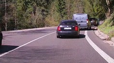 Polícia zastavila cestného piráta v zákrute. Podľa neho to nebolo logické