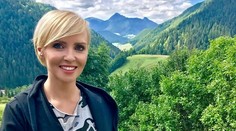 Kvetka Horváthová v svadobných šatách. Vau, tej to ale pristane