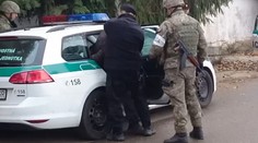 Razie pokračujú. Štyroch podozrivých z našej krajiny vyhostili
