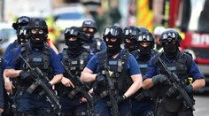 Polícia zadržala 18-ročného podozrivého v prípade útoku v metre v Londýne