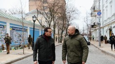 Neprišiel s prázdnymi rukami. Poľský premiér priviezol na Ukrajinu prvé tanky Leopard 2