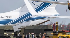 Lietadlo z Číny priviezlo na Slovensko viac ako 20 ton zdravotníckeho materiálu