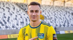 Sezóna ako z nočnej mory: Najskôr ho vyhodili z Grécka, teraz si nezahrá do konca roka