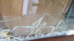 V Piešťanoch niekto rozbil predajňu kebabu