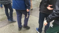 VIDEO: Polícia v Liverpoole zatkla fanúšikov Ríma podozrivých z pokusu o vraždu