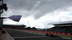 Chaos počas Veľkej ceny Veľkej Británie. Polícia zadržala na trati sedem ľudí