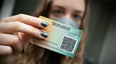 V Maďarsku sa musia povinne zaočkovať všetci zdravotníci do 1. septembra