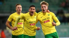 Modlitby pred zápasom, kulinársky talent kapitána a čo zachytila skrytá kamera? Štvrtý diel nesklame