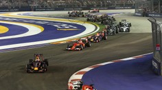Vettel víťazom VC Singapuru, Hamilton preteky nedokončil