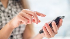 Aj obyčajné smskovanie vás môže dostať za mreže