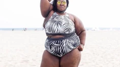 Táto žena sa živí modelingom. Vidíte dobre