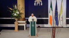 Pápež sa v prvý deň návštevy v Írsku stretol s obeťami zneužívania