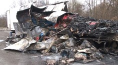 Pri vodnej nádrži Domaša zhorel kamión plný mäsa