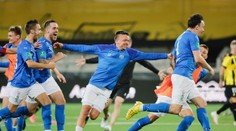 VIDEO: Poloamatéri z Faer. ostrovov naďalej žijú svoj sen. Po penaltovej dráme majú v Európe istú skupinu