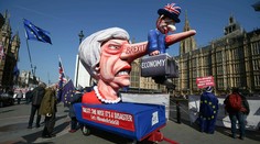 Tvrdý brexit môže zasiahnuť aj Slovensko. Pripravte sa na vlnu prepúšťania