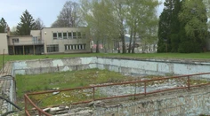 Kedysi bolo perlou úpätia Štiavnických vrchov. Noví majitelia chcú vrátiť kúpalisku zašlú slávu