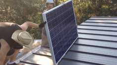 Štát bude opäť rozdávať dotácie na zelenú energiu. Bez chaosu to ale nepôjde