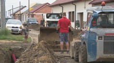 Boli sme na Morave rok po ničivom tornáde. Niektorí už majú nové domy, iní ešte čakajú na podporu