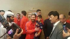 Pred rokom svet dojali fotky s jeho „igelitkovým dresom“. Teraz sa stretol s idolom
