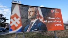 Časopis velebiaci jedného z kandidátov či nejasnosti ohľadom financovania. Aj takto vyzerá predvolebná kampaň