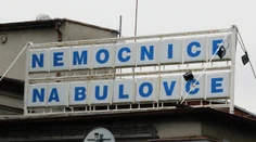 Šokujúca zámena pacientiek v Prahe. Lekári urobili žene zákrok, po ktorom potratila