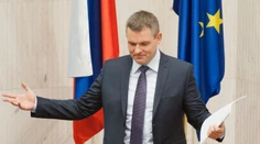 Pellegrini ostro kritizoval Zalu za jeho statusy o Smere