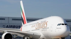 Emirates plánuje najdlhší neprerušovaný let. Spojí tieto dve miesta