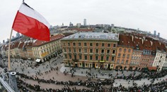 Politické zemetrasenie v Poľsku. Pre škandál odchádzajú vládni politici