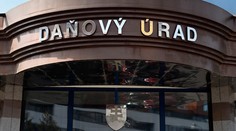 Daňové priznanie môžete podať aj na parkovisku z auta