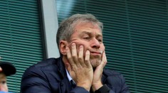 Ruský miliardár Abramovič predá Chelsea, výnos pôjde pre obete vojny na Ukrajine