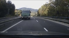 Fatálny omyl! Po diaľnici sa rútila tatrovka v protismere