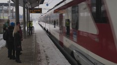 Kysučania trpia: Diaľnicu im sľubujú desaťročia, denne trávia hodiny v zápchach a teraz prišli aj o vlaky