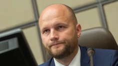 Rezort obrany navrhuje obstarať pásové obrnené vozidlá od Švédska