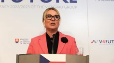 Česká ministerka obrany reaguje na Fica: O plánoch vyslať vojakov na Ukrajinu som nič nepočula