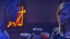 Pozrite sa, ako balí dievčatá Justin Bieber