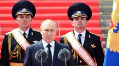 Putin vystúpil pred ruskými vojakmi. Zastavili ste občiansku vojnu, chválil ich