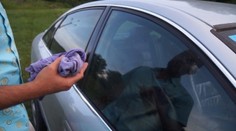 Aj vy parkujete priamo na slnku? Vášmu autu hrozí vážne poškodenie