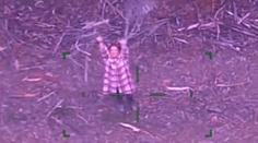 VIDEO: Žena prežila sama v buši päť dní. Zachránila ju jediná fľaša alkoholu