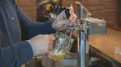 Na zdražovanie piva sme si zvykli, no tento rok je to extrém. A to ešte neprišiel január