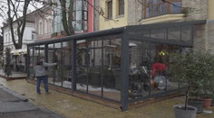 Zatvárajú vonkajšie terasy. Ich majitelia investovali nemalé peniaze na záchranu pred krachom