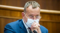 Aj Boris Kollár volá po otvorení gastroprevádzok, postavil za návrh Richarda Sulíka