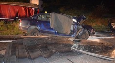 Martin a Alena išli ukázať bábätko rodine. Všetci traja zachynuli pri nehode