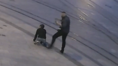 Prokurátor, ktorý pustil na slobodu obvineného zo zabitia Filipínca Henryho, zrejme pykať nebude